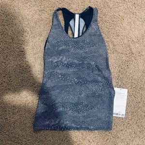 Lululemon workout top with built in sports bra
